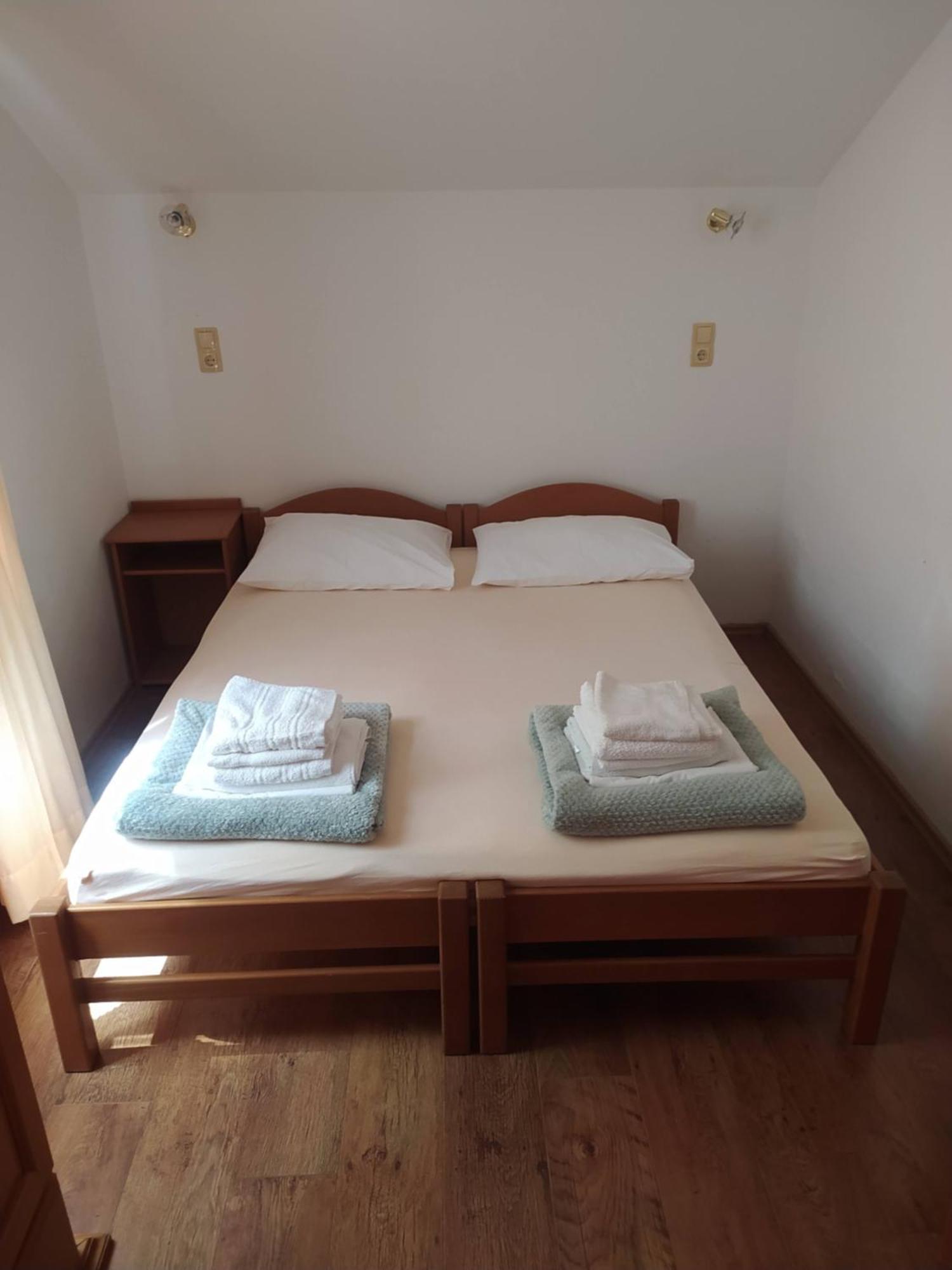 Apartments Ticinovic Omiš Zewnętrze zdjęcie