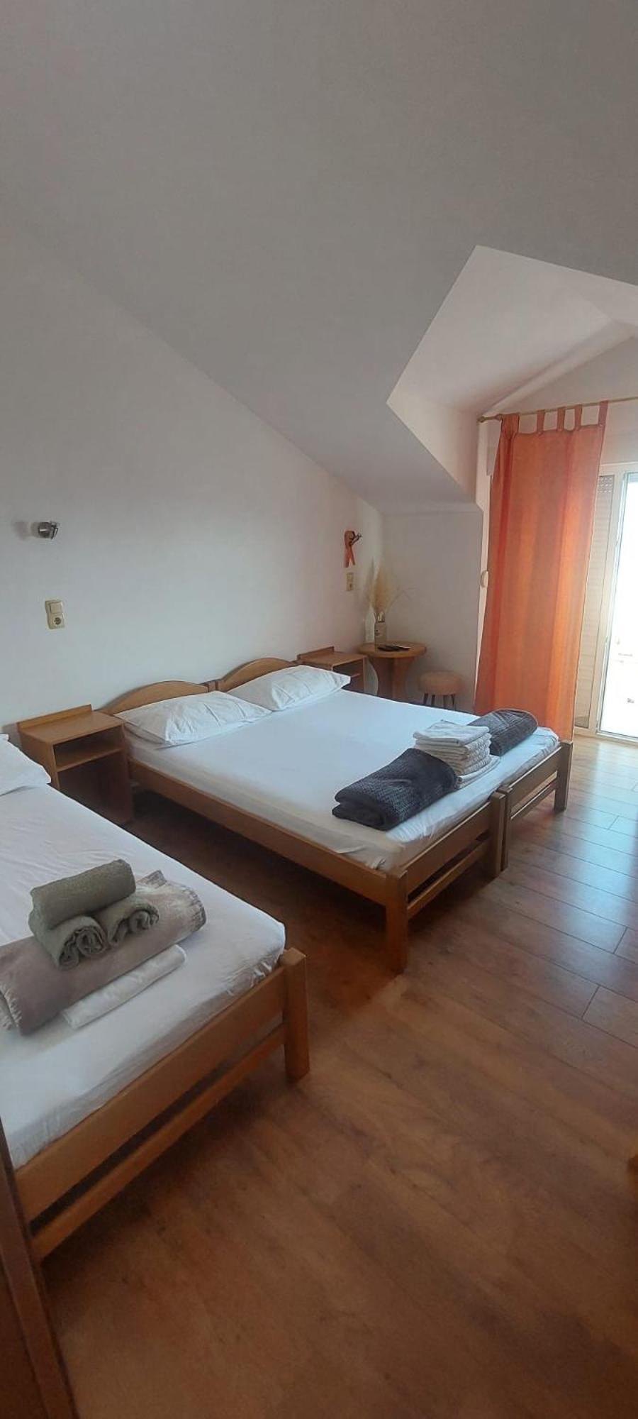 Apartments Ticinovic Omiš Zewnętrze zdjęcie