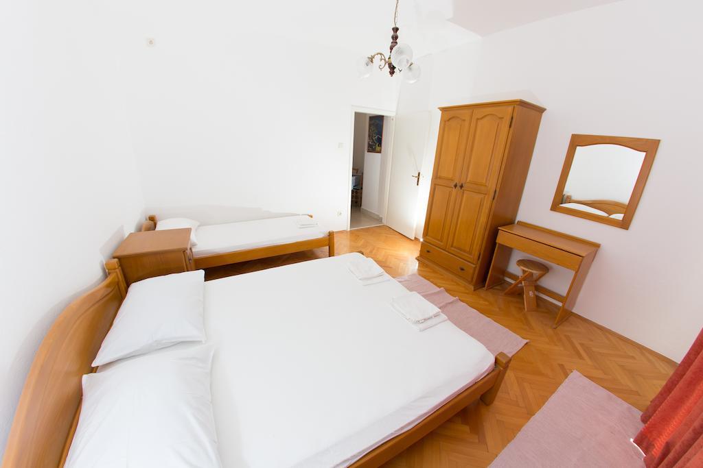 Apartments Ticinovic Omiš Pokój zdjęcie