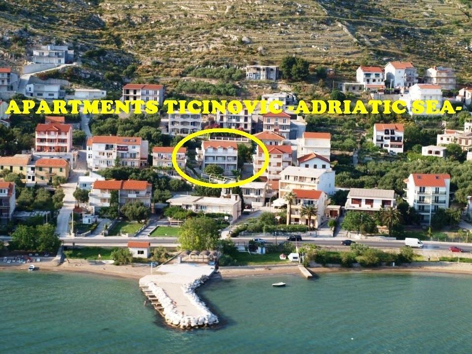 Apartments Ticinovic Omiš Zewnętrze zdjęcie