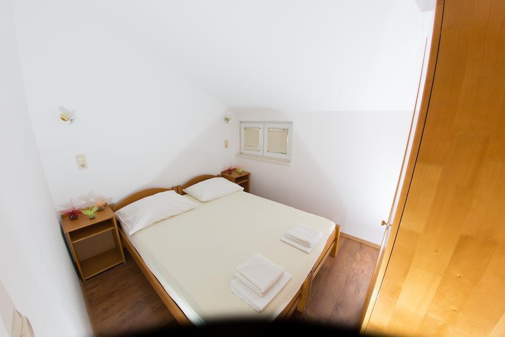 Apartments Ticinovic Omiš Pokój zdjęcie