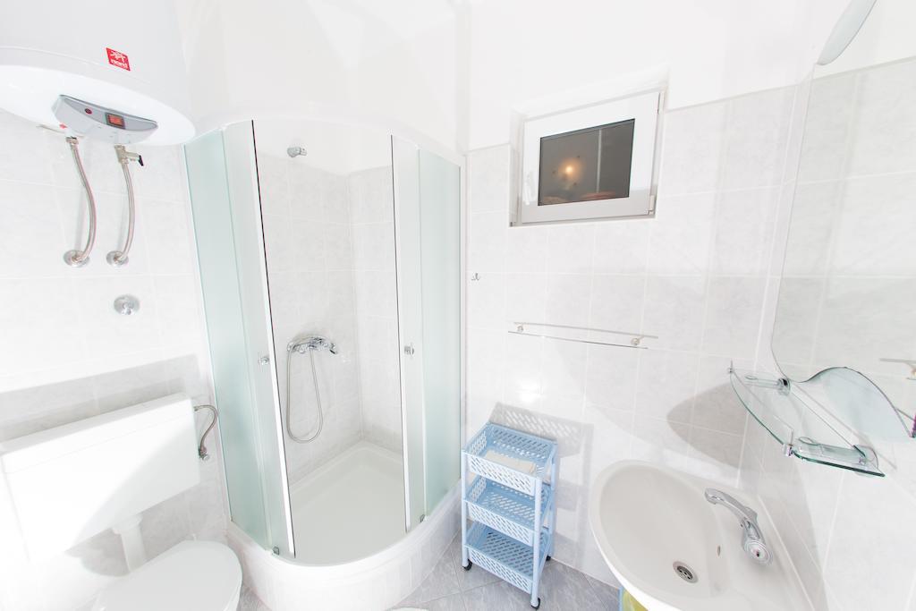 Apartments Ticinovic Omiš Pokój zdjęcie
